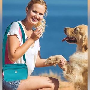 Puppington 3-in-1 Teal Crossbody Dog Walking Bag/Treat Pouch/Matching Poop Bags